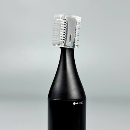 VGR V-613 (2 in 1) Rechargeable Nose & Ear Trimmer - Image 4